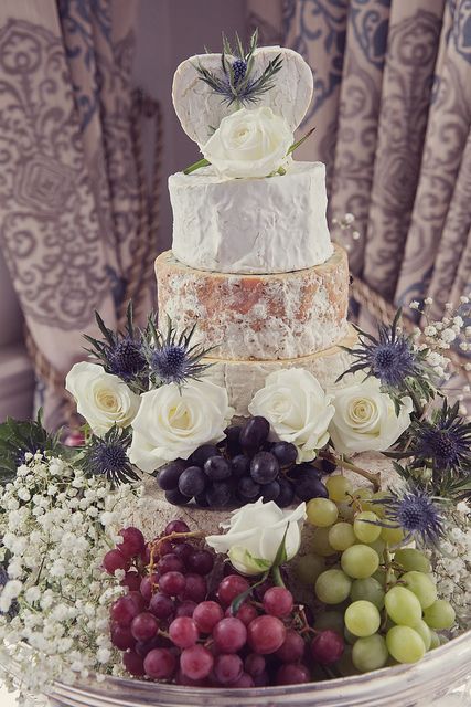 5 top wedding cakes trends for 2018