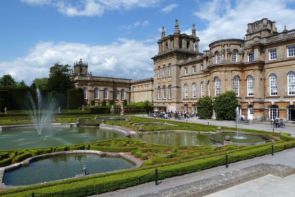 England’s Top 5 Stately Homes for a Party