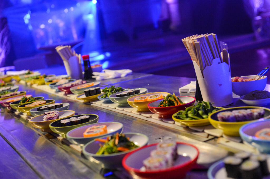 summer party catering trends 2025