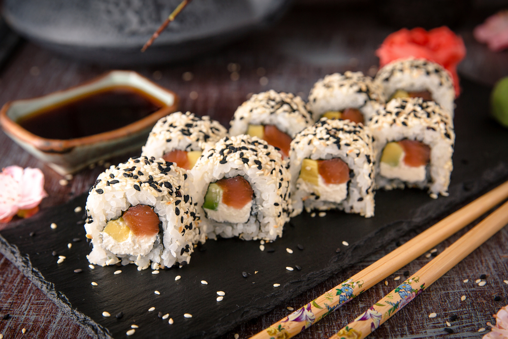 summer party catering trends 2025